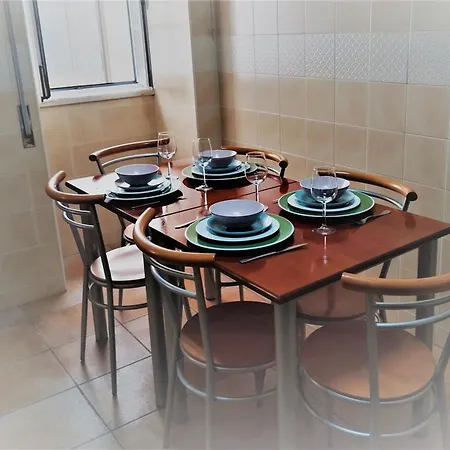 Julia House Holidays Apartament Nazaré