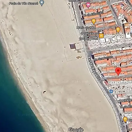 Julia House Holidays Nazaré